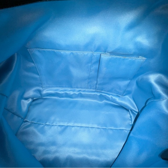 COACH SIGNATURE EMBOSSED LEAH PATENT LEATHER TOTE - Picture 9 of 11